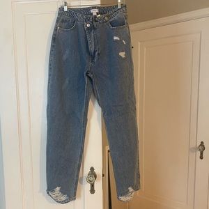 NWT Asymmetrical Button Distressed Jeans